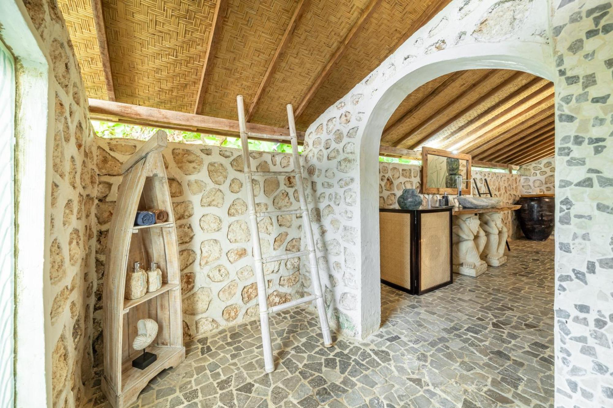 Balangan Beach Villa Idaman Bungalows Jimbaran Exteriör bild
