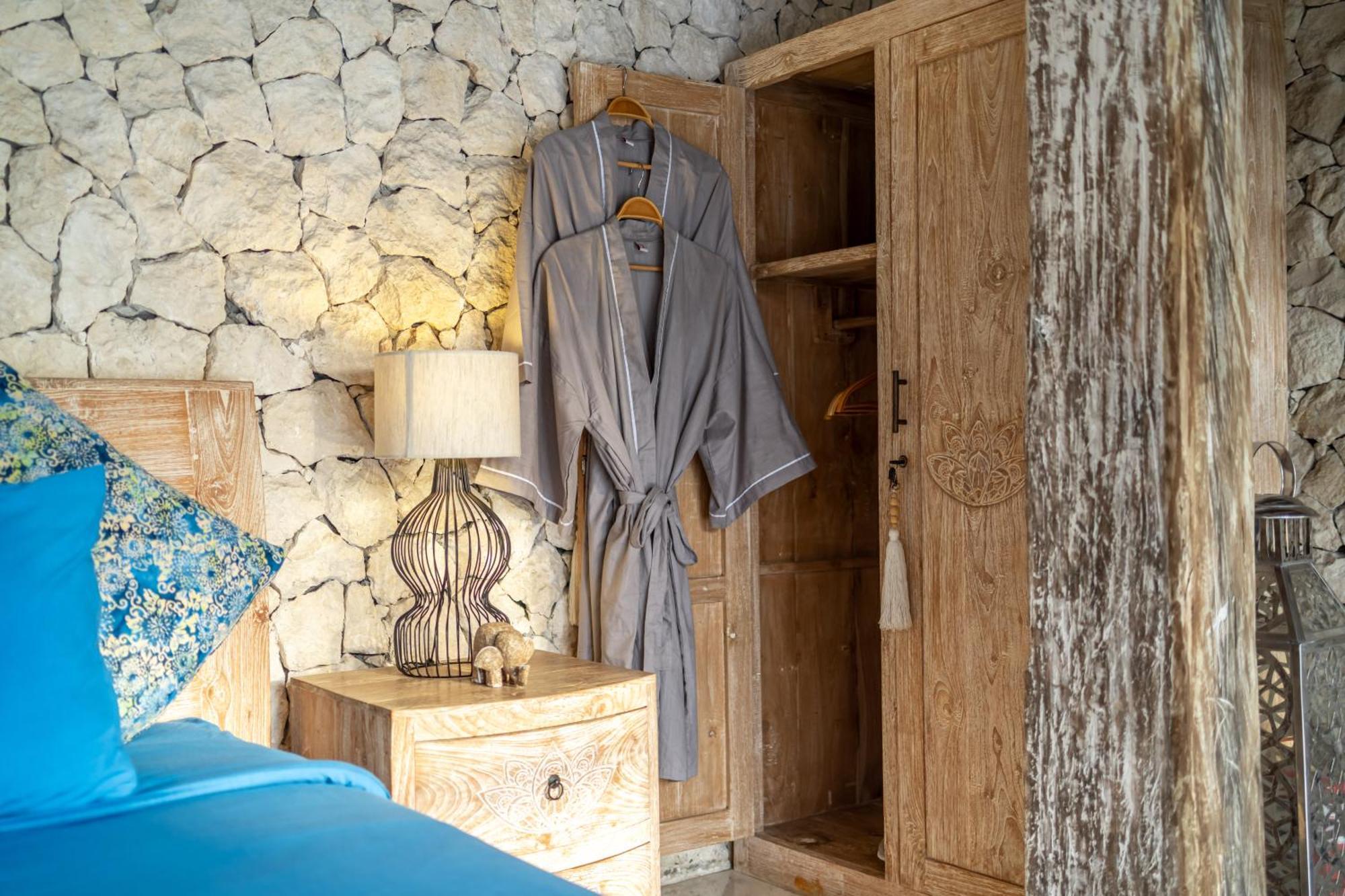 Balangan Beach Villa Idaman Bungalows Jimbaran Exteriör bild
